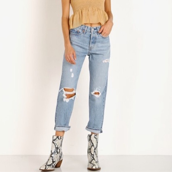 Levi's Wedgie Straight Fit Jeans High Rise Distressed 32